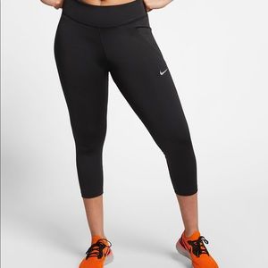 Nike womans leggings size small